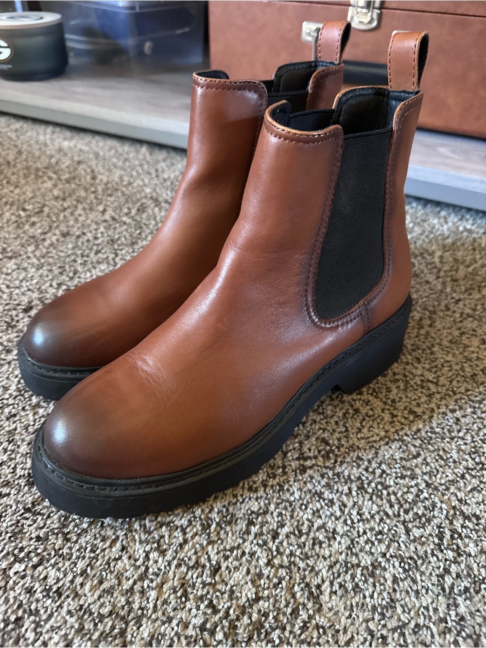 Steve Madden Trap Brown Leather Chelsea Ankle Boots with Black Elastic Panels